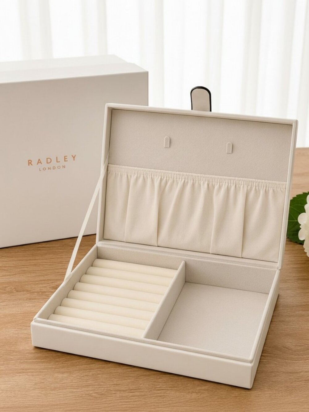 Radley London White Faux Leather Jewelry Travel Organizer Case
